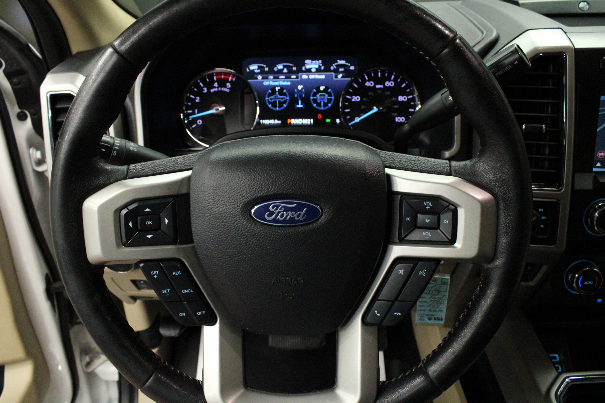 Ford Super Duty F-250 SRW Lariat 4WD Crew Cab 6.75' Box 2019 Ford Super Duty F-250 SRW Lariat 4WD Crew Cab 6.75' Box 2019