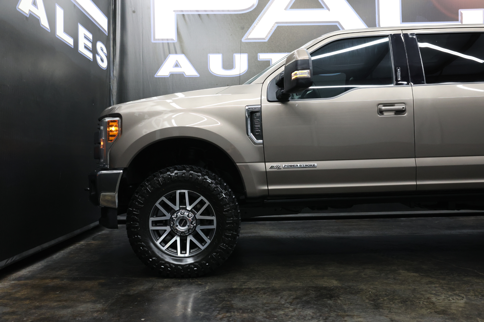 Ford Super Duty F-250 SRW Lariat 4WD Crew Cab 6.75' Box 2018 Ford Super Duty F-250 SRW Lariat 4WD Crew Cab 6.75' Box 2018