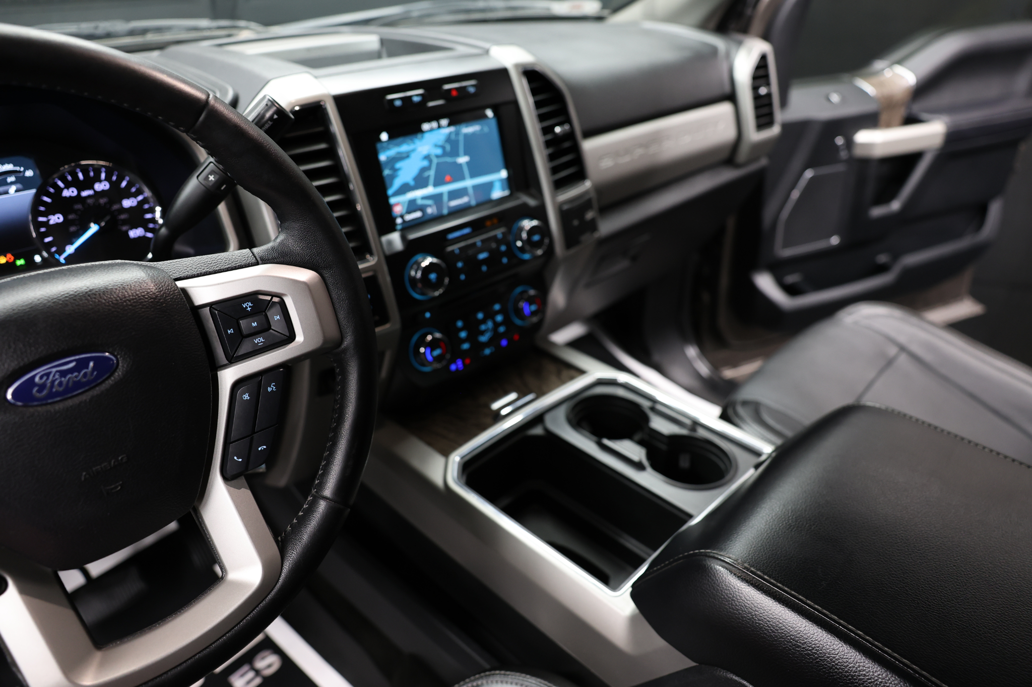 Ford Super Duty F-250 SRW Lariat 4WD Crew Cab 6.75' Box 2018 Ford Super Duty F-250 SRW Lariat 4WD Crew Cab 6.75' Box 2018