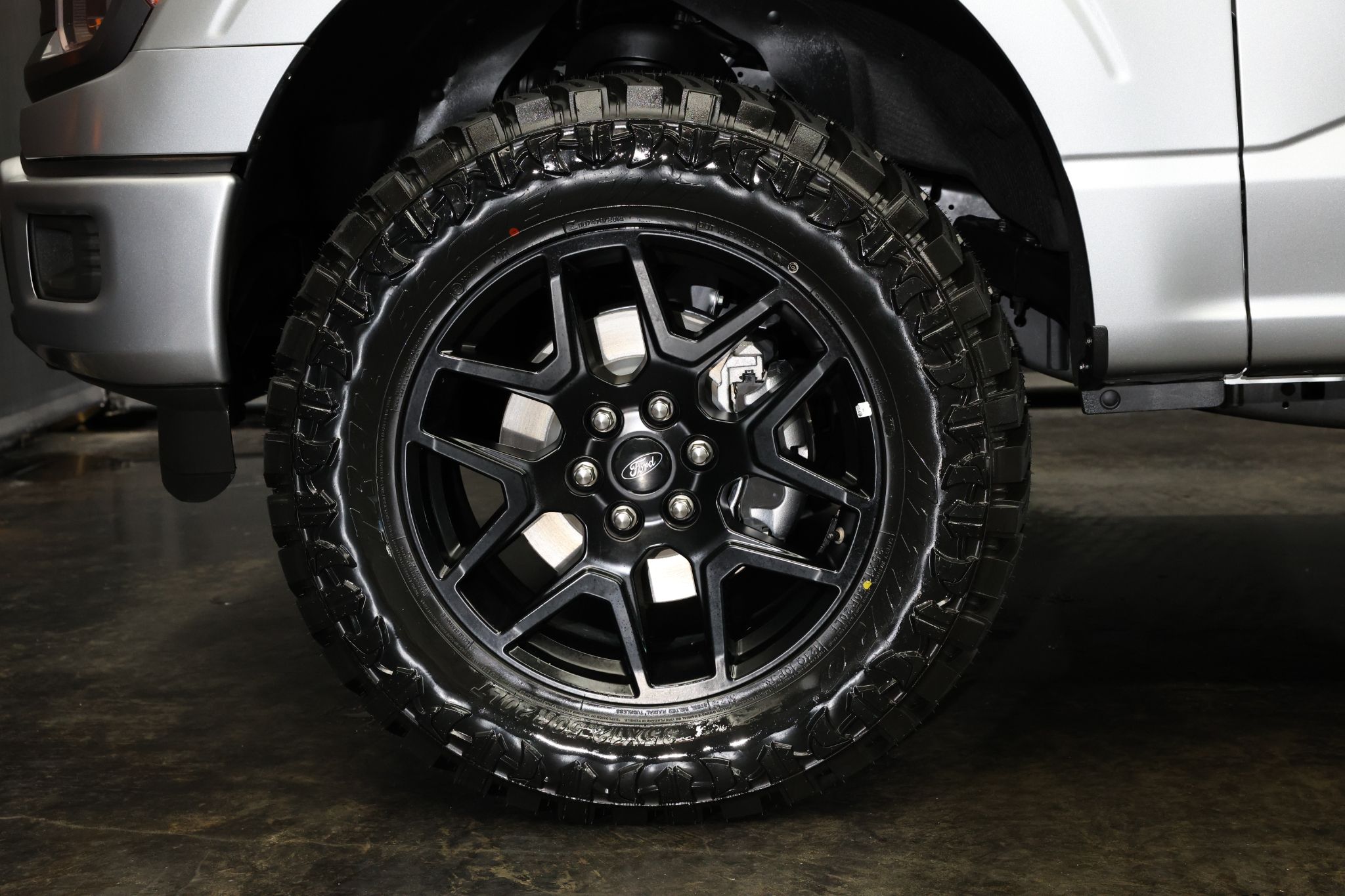 Ford F-150 STX 4WD SuperCrew 5.5' Box 2024 Ford F-150 STX 4WD SuperCrew 5.5' Box 2024