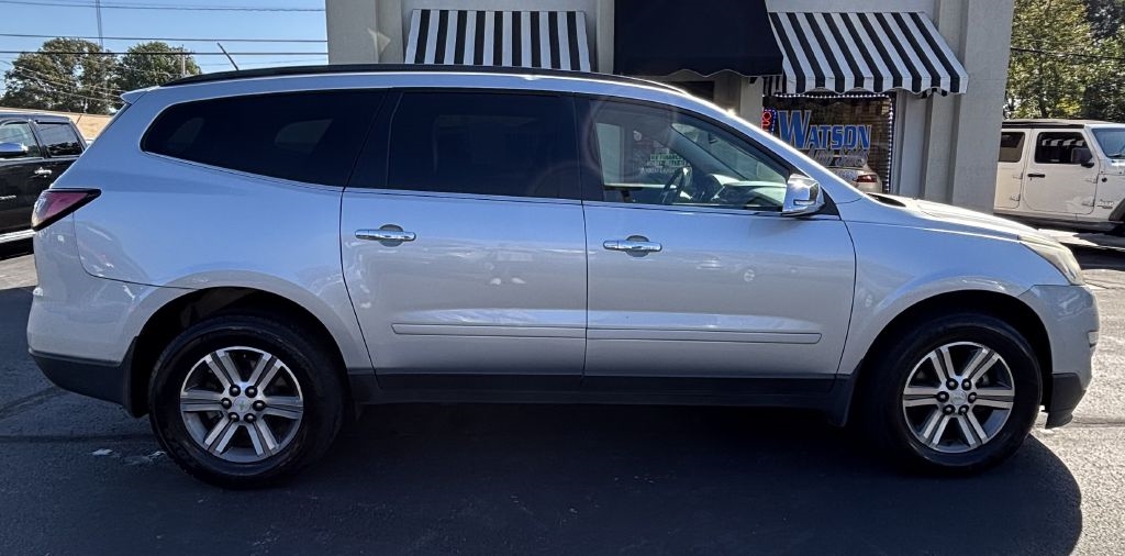 2016 Chevrolet Traverse 2LT FWD