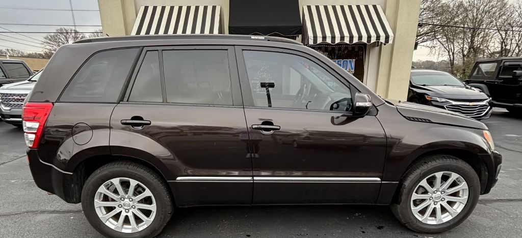 2013 Suzuki Grand Vitara Limited's photo