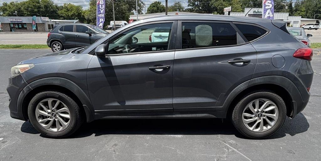 2016 Hyundai Tucson SE
