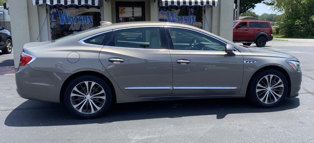 2017 Buick LaCrosse Essence