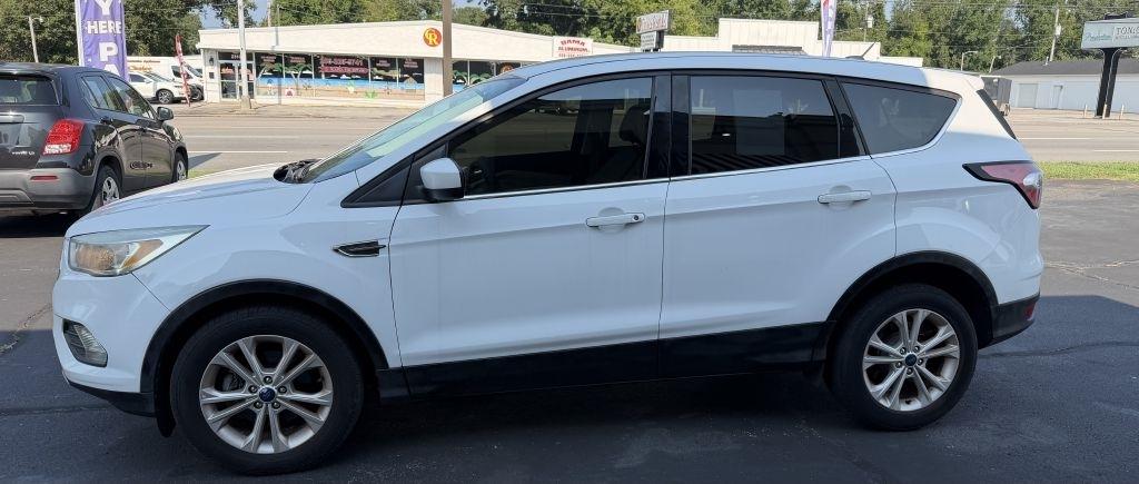 2017 Ford Escape SE FWD