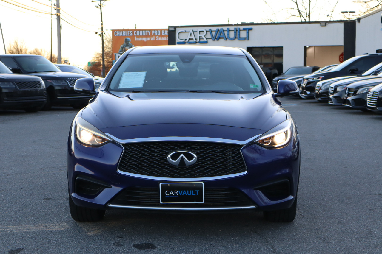 Infiniti QX30 Luxury AWD 2017