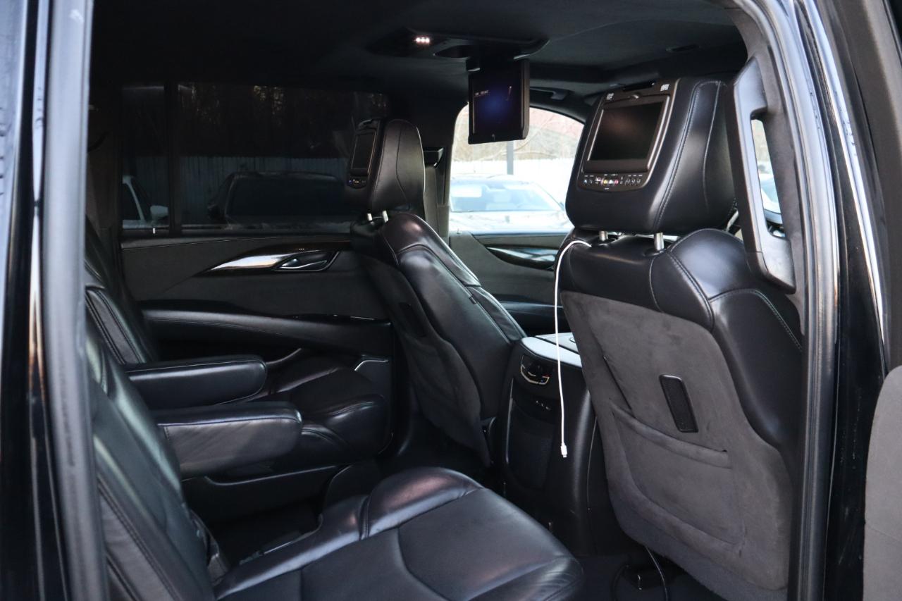 Cadillac Escalade ESV 4WD 4dr Platinum 2019