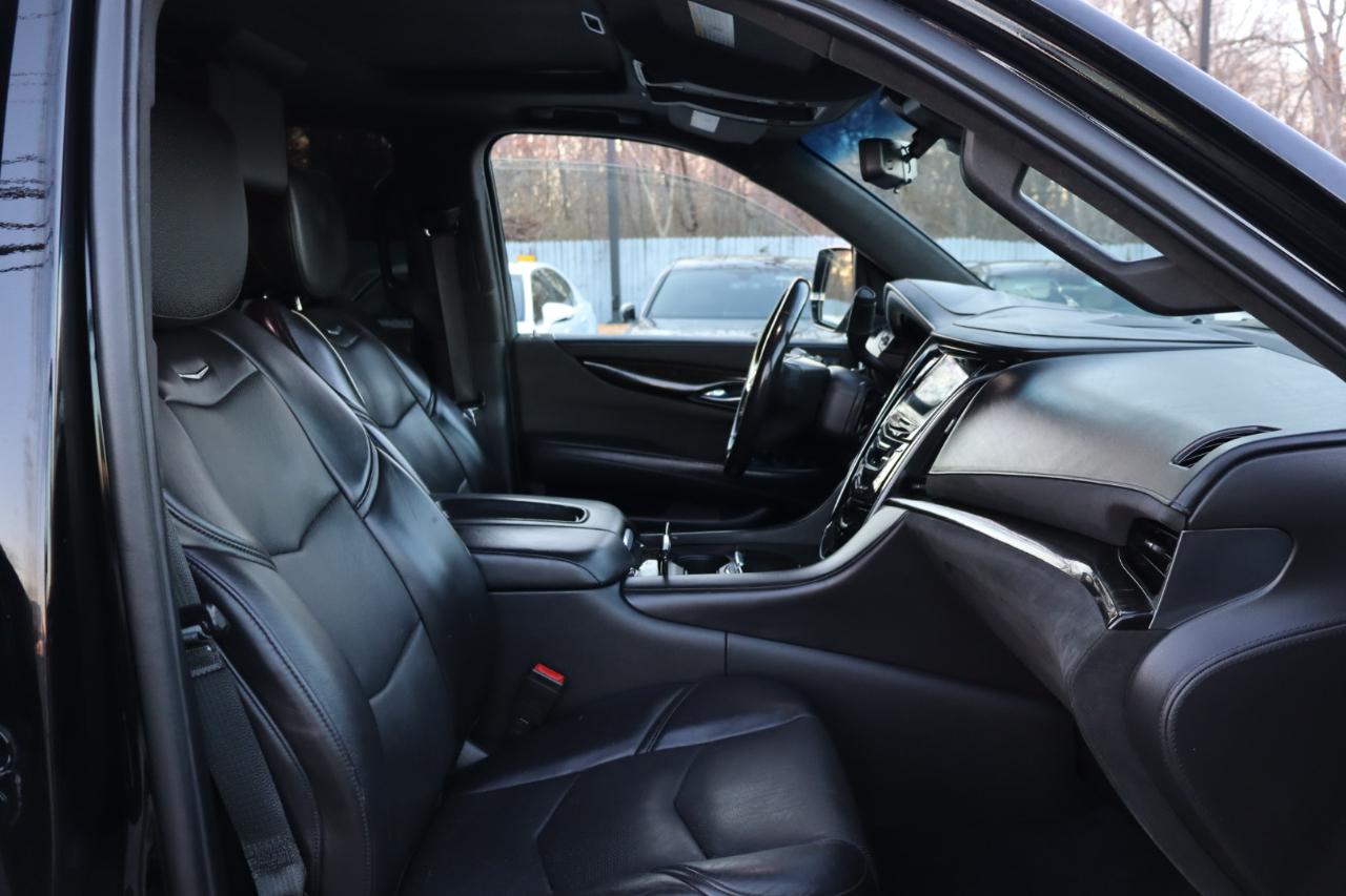 Cadillac Escalade ESV 4WD 4dr Platinum 2019