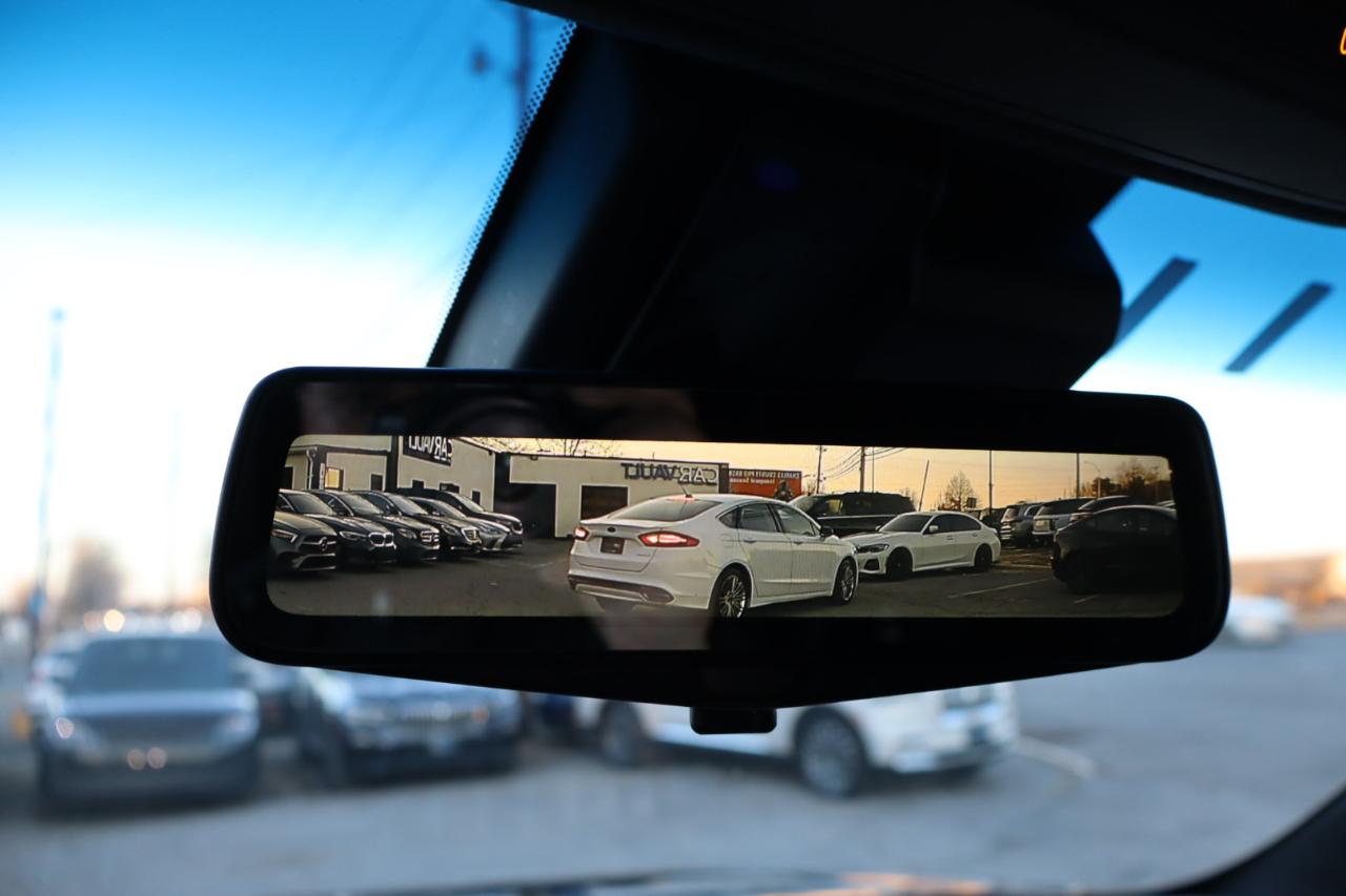 Cadillac Escalade ESV 4WD 4dr Platinum 2019