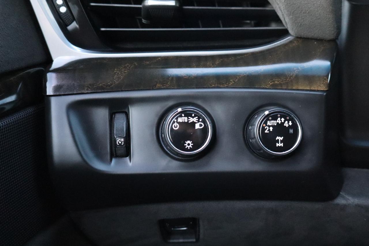 Cadillac Escalade ESV 4WD 4dr Platinum 2019