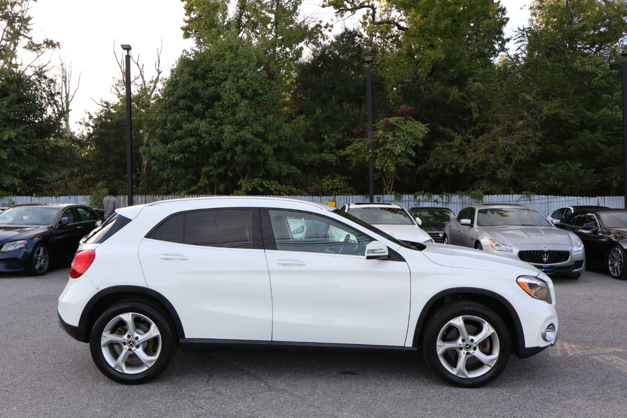 Mercedes-Benz GLA-Class  2018 Mercedes-Benz GLA-Class  2018