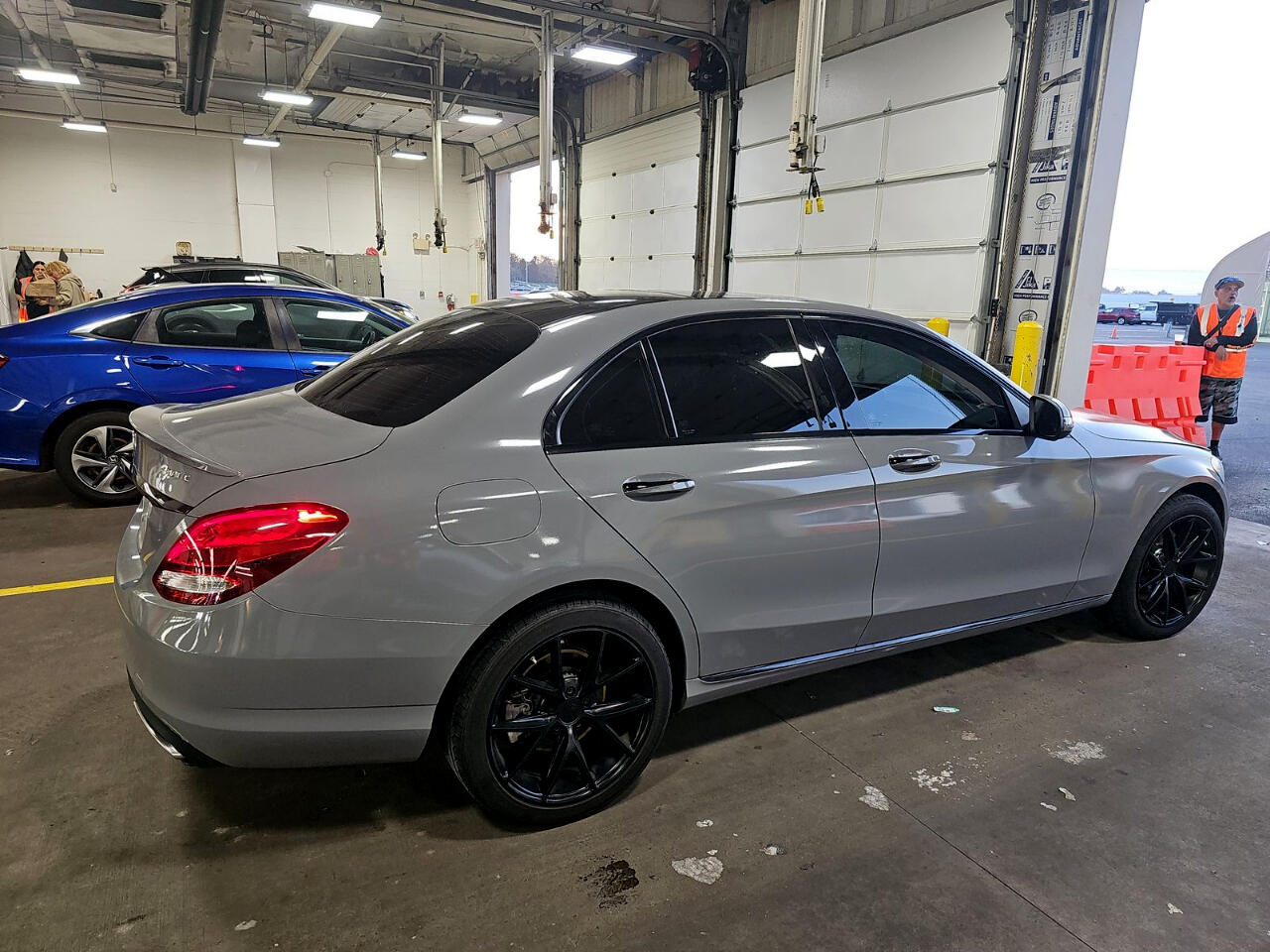 2018 Mercedes Benz C 300 4MATIC photo 2