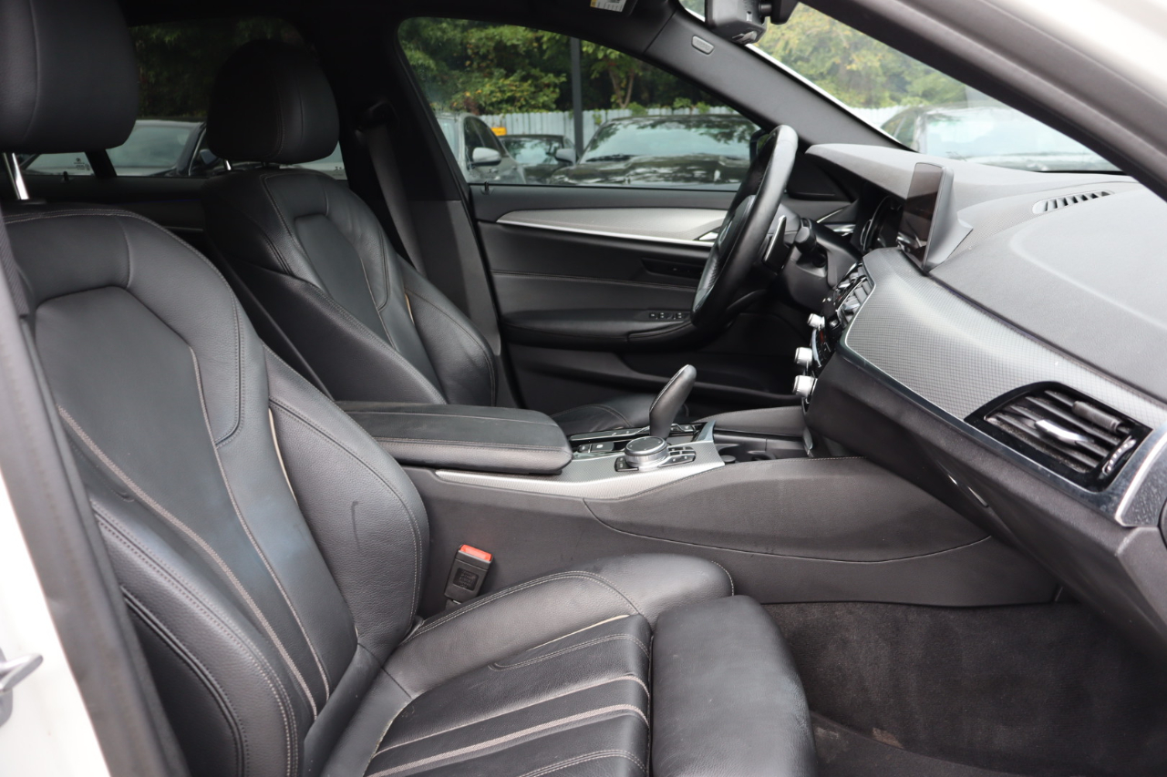 BMW 5-Series 530e iPerformance 2019