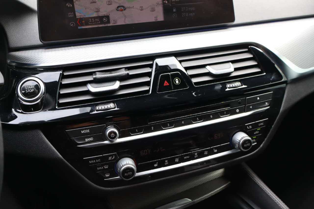 BMW 5-Series 530e iPerformance 2019