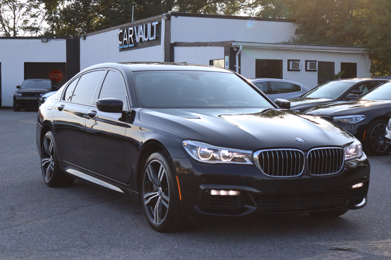 BMW 7-Series  2018