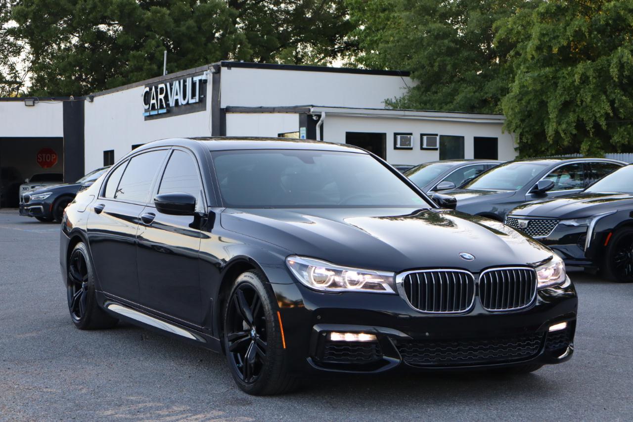 BMW 7-Series  2018