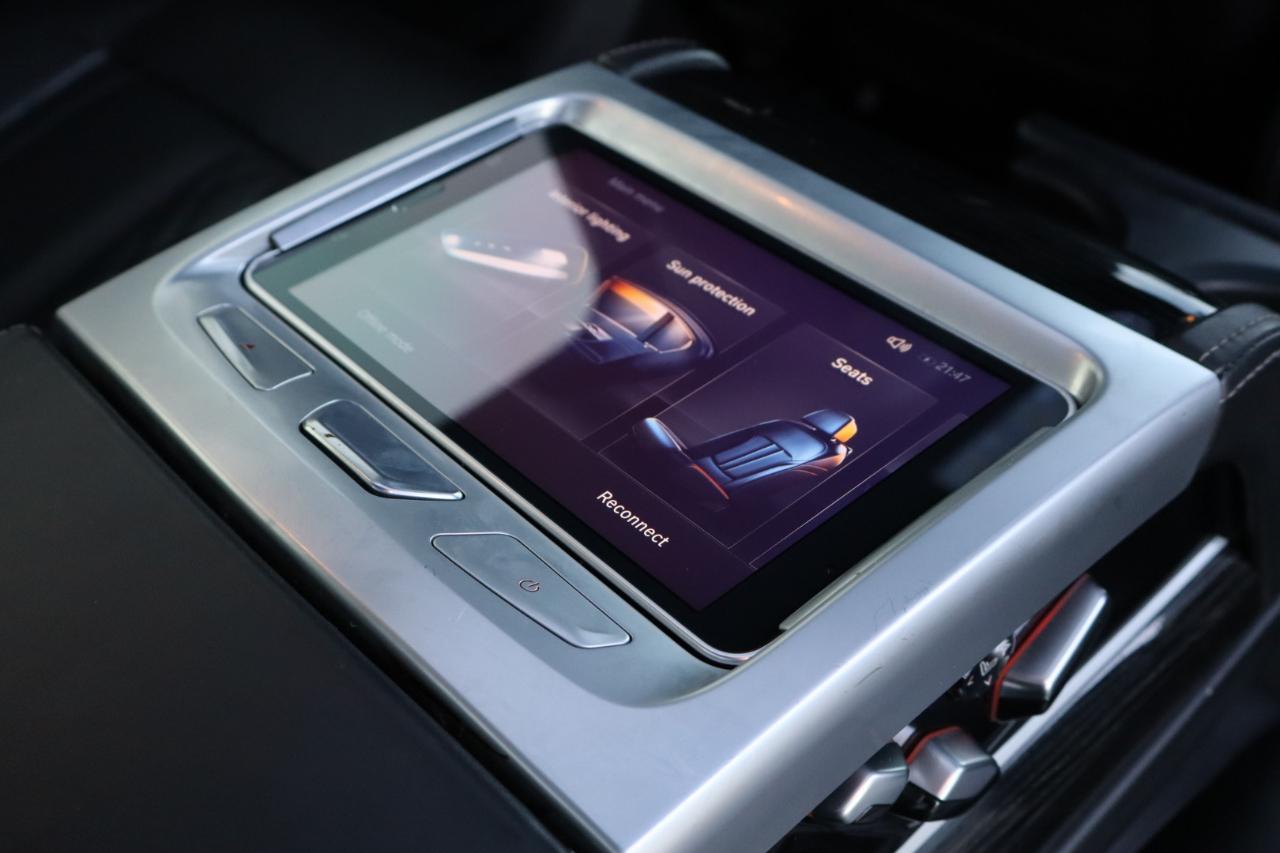 BMW 7-Series  2018