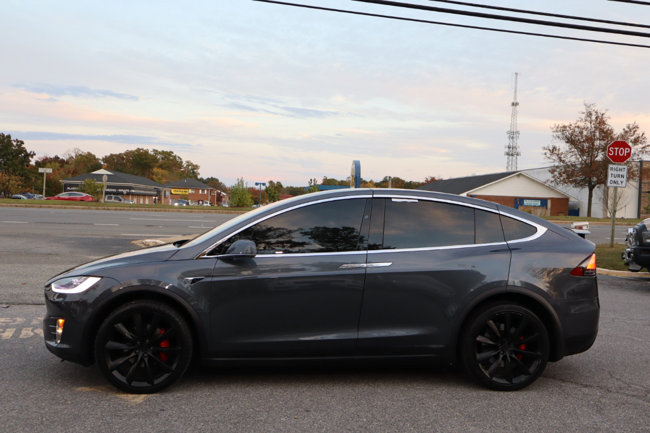 Tesla Model X AWD 4dr 75D 2017 Tesla Model X AWD 4dr 75D 2017