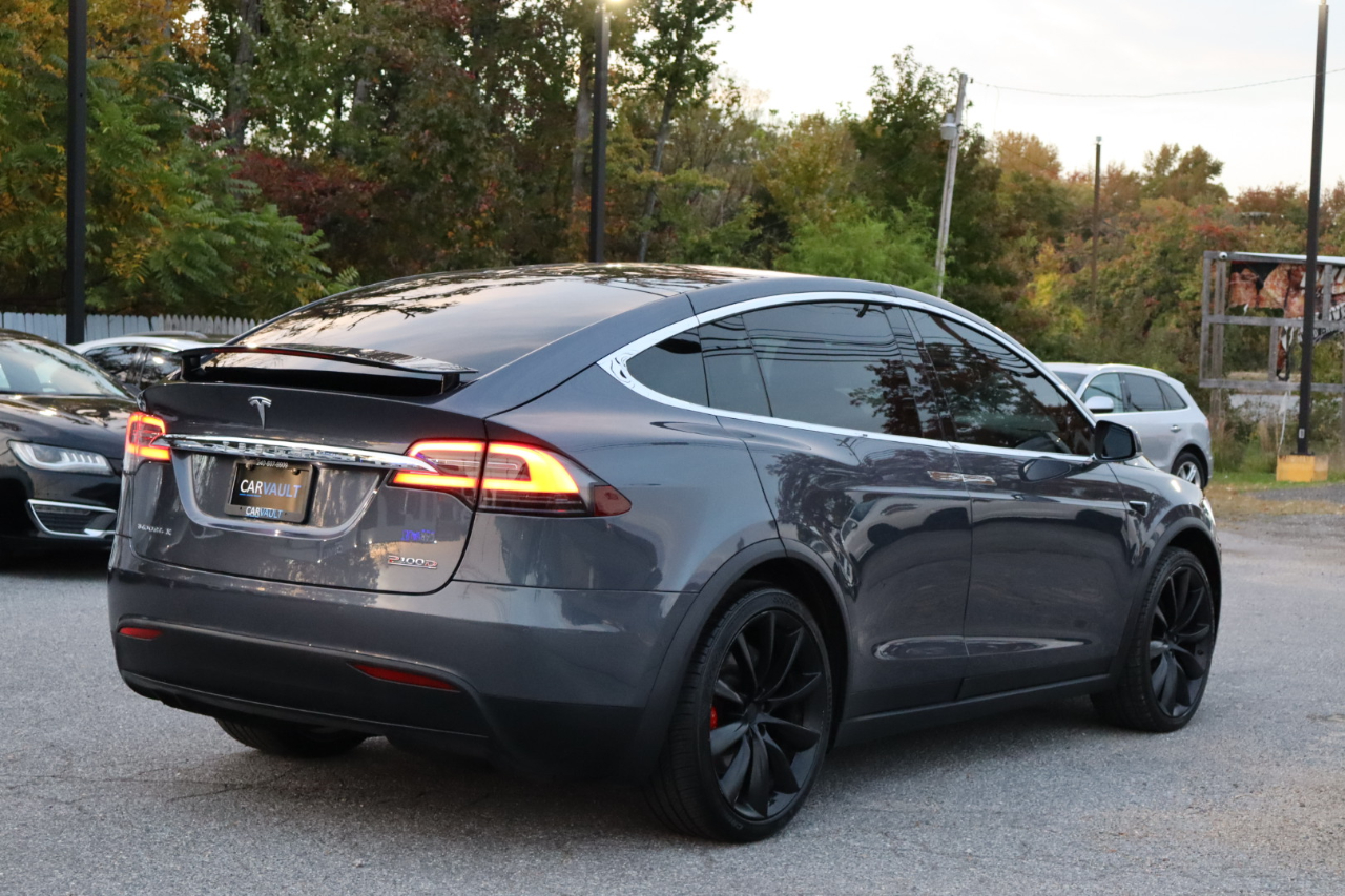 Tesla Model X AWD 4dr 75D 2017 Tesla Model X AWD 4dr 75D 2017