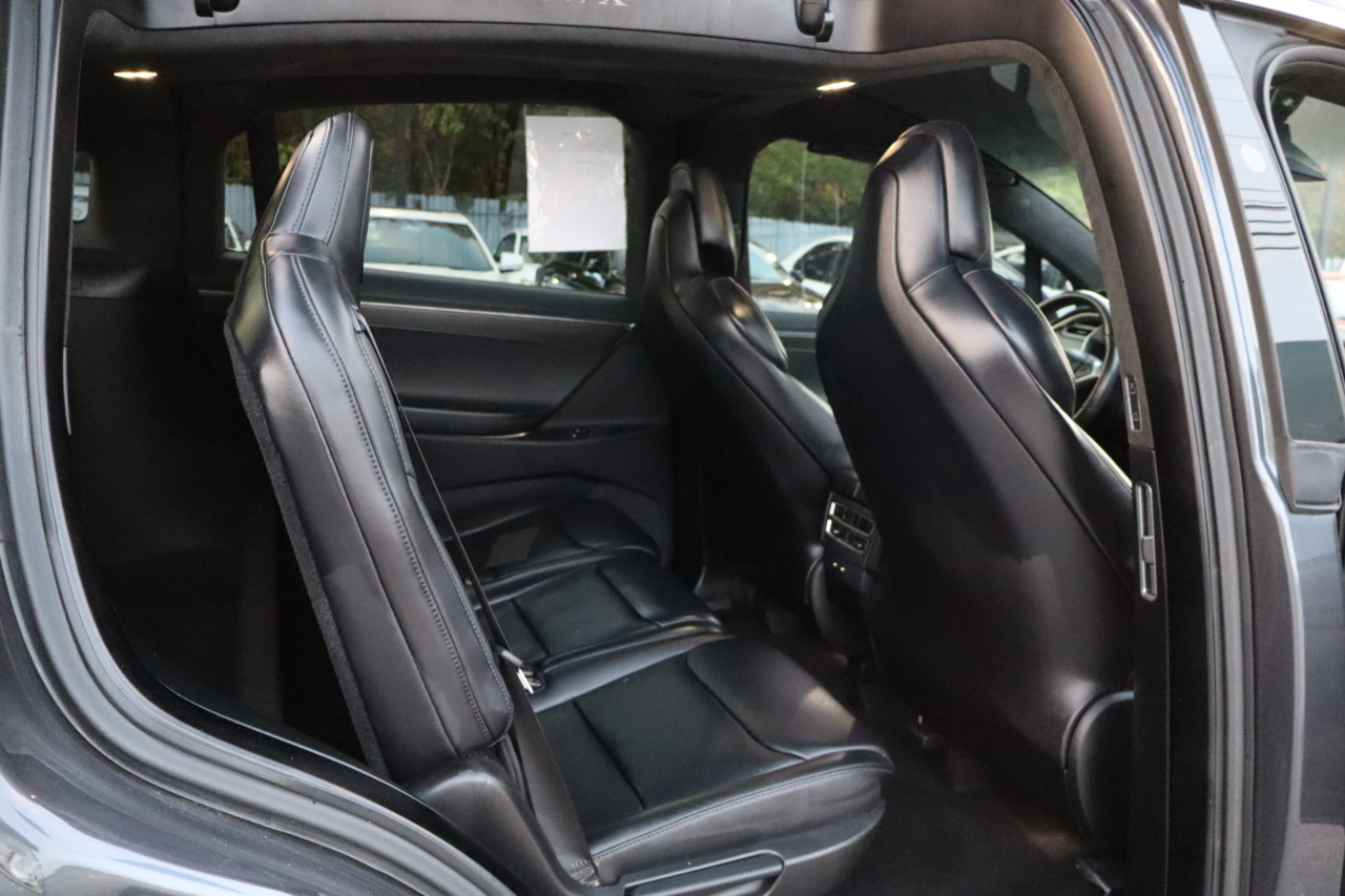 Tesla Model X AWD 4dr 75D 2017 Tesla Model X AWD 4dr 75D 2017
