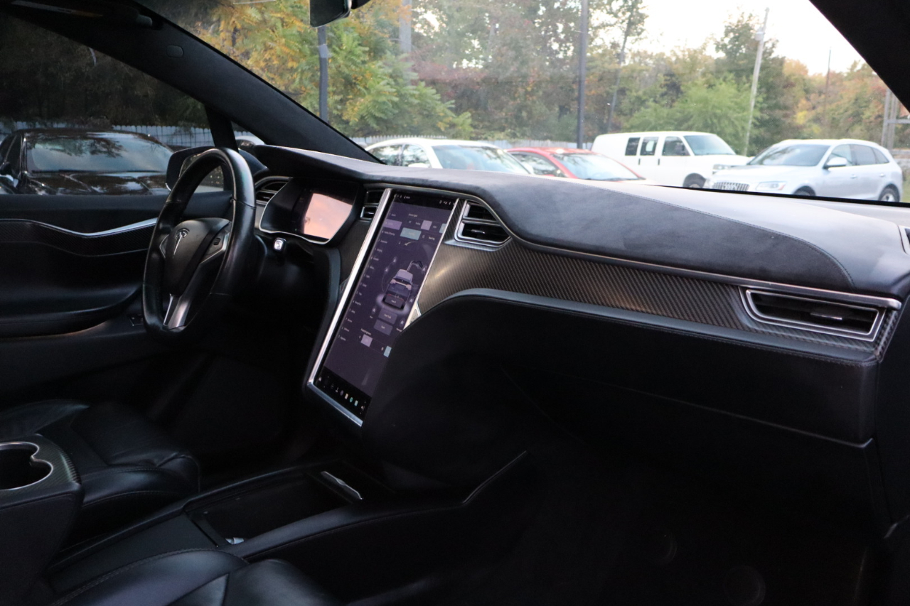 Tesla Model X AWD 4dr 75D 2017 Tesla Model X AWD 4dr 75D 2017