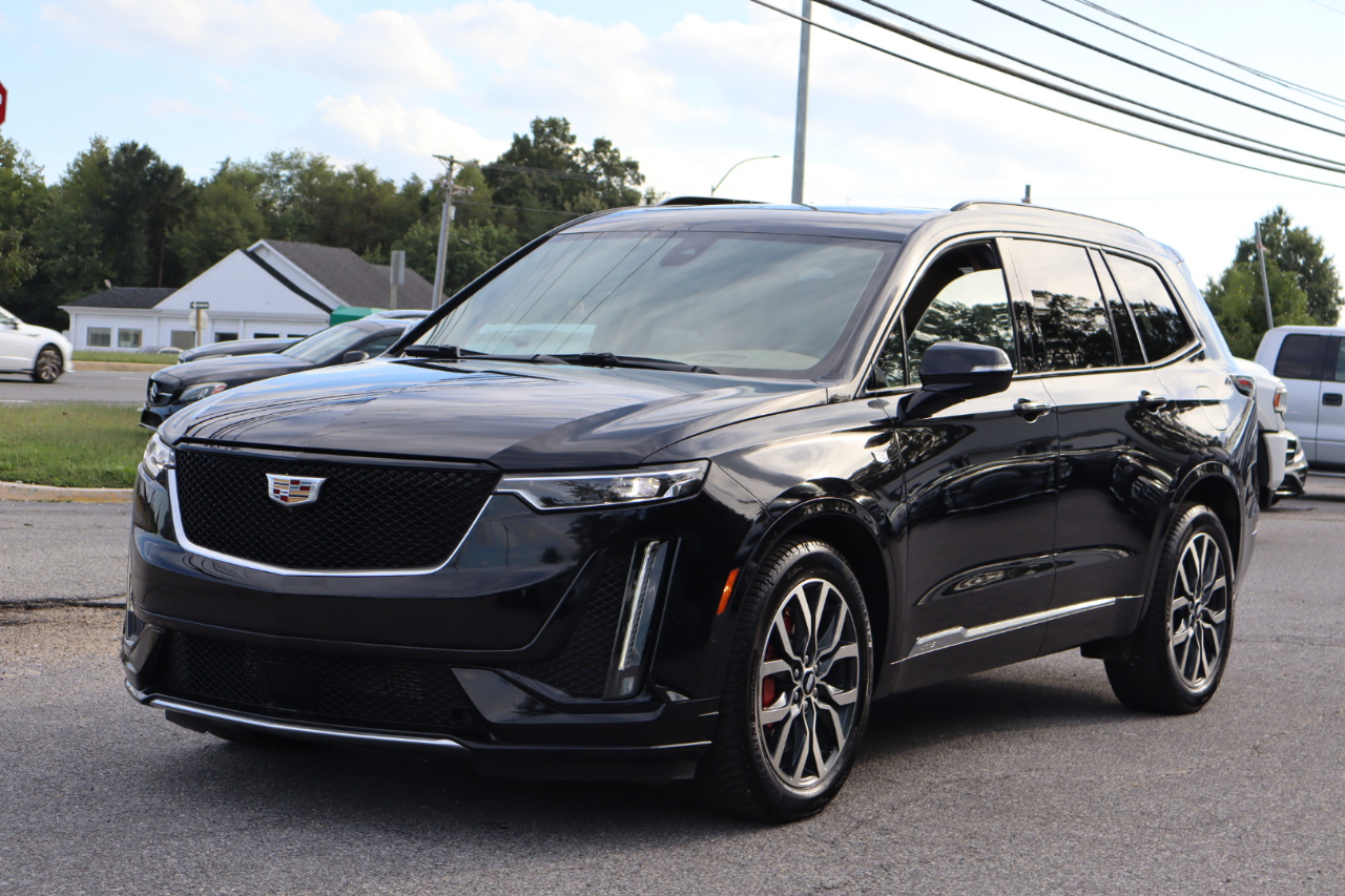 2023 Cadillac XT6 Sport photo 3