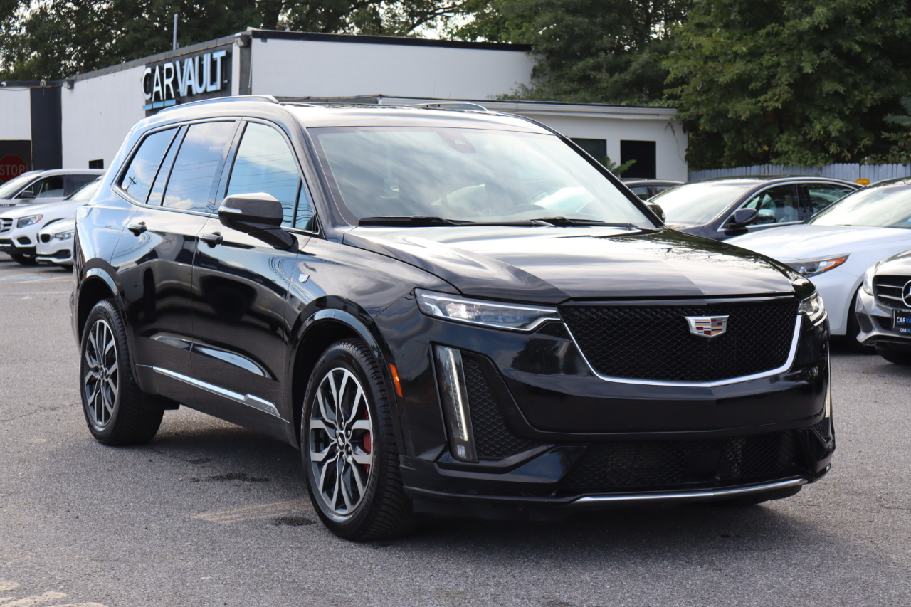 2023 Cadillac XT6 Sport photo 4