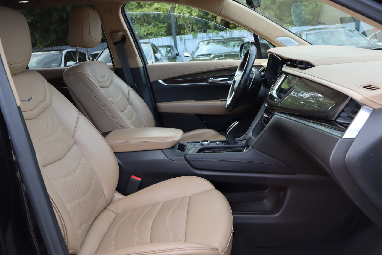 2023 Cadillac XT6 Sport photo 17