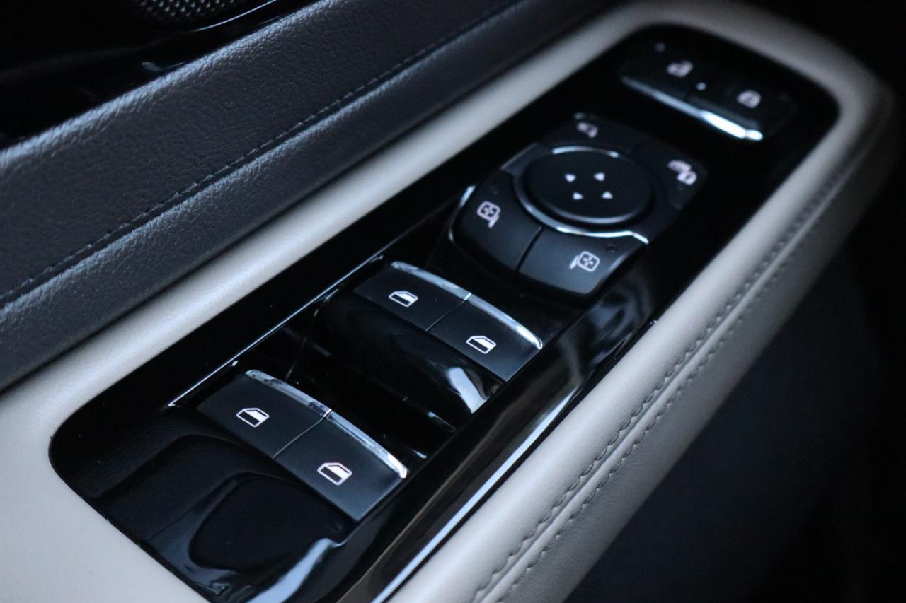 Lincoln Aviator Reserve AWD 2021