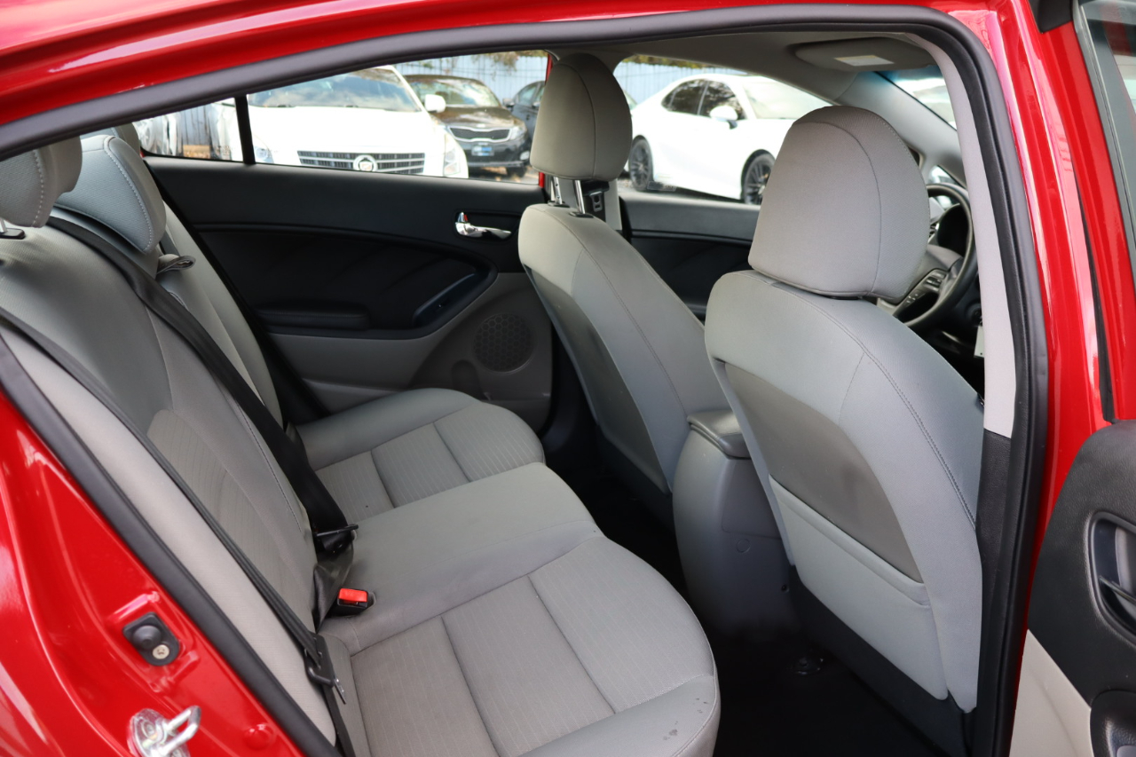 Kia Forte 4dr Sdn Auto LX 2016 Kia Forte 4dr Sdn Auto LX 2016