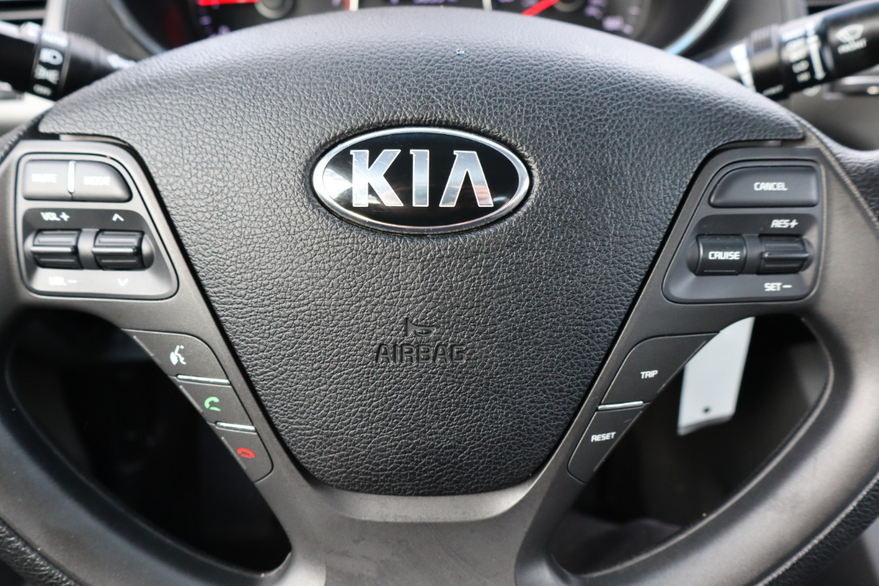 Kia Forte 4dr Sdn Auto LX 2016 Kia Forte 4dr Sdn Auto LX 2016