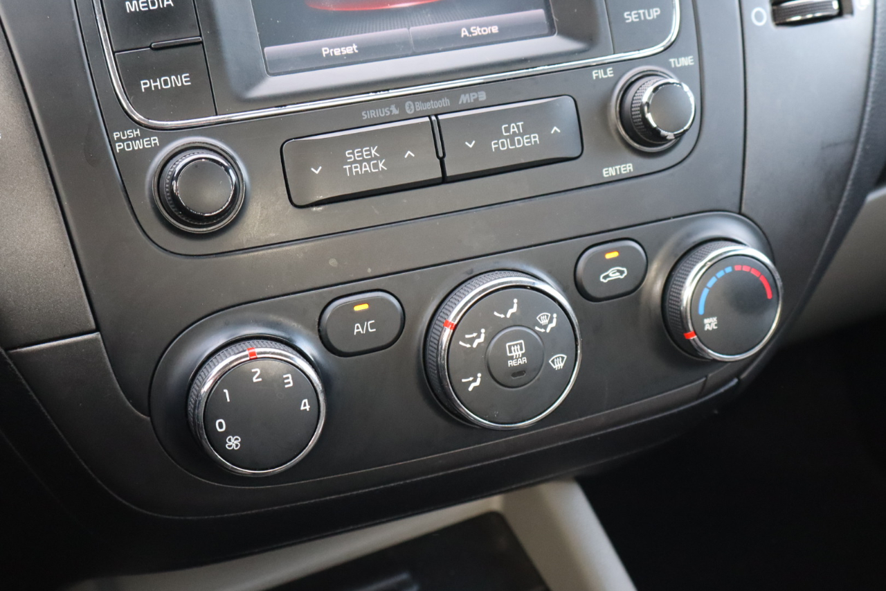 Kia Forte 4dr Sdn Auto LX 2016 Kia Forte 4dr Sdn Auto LX 2016