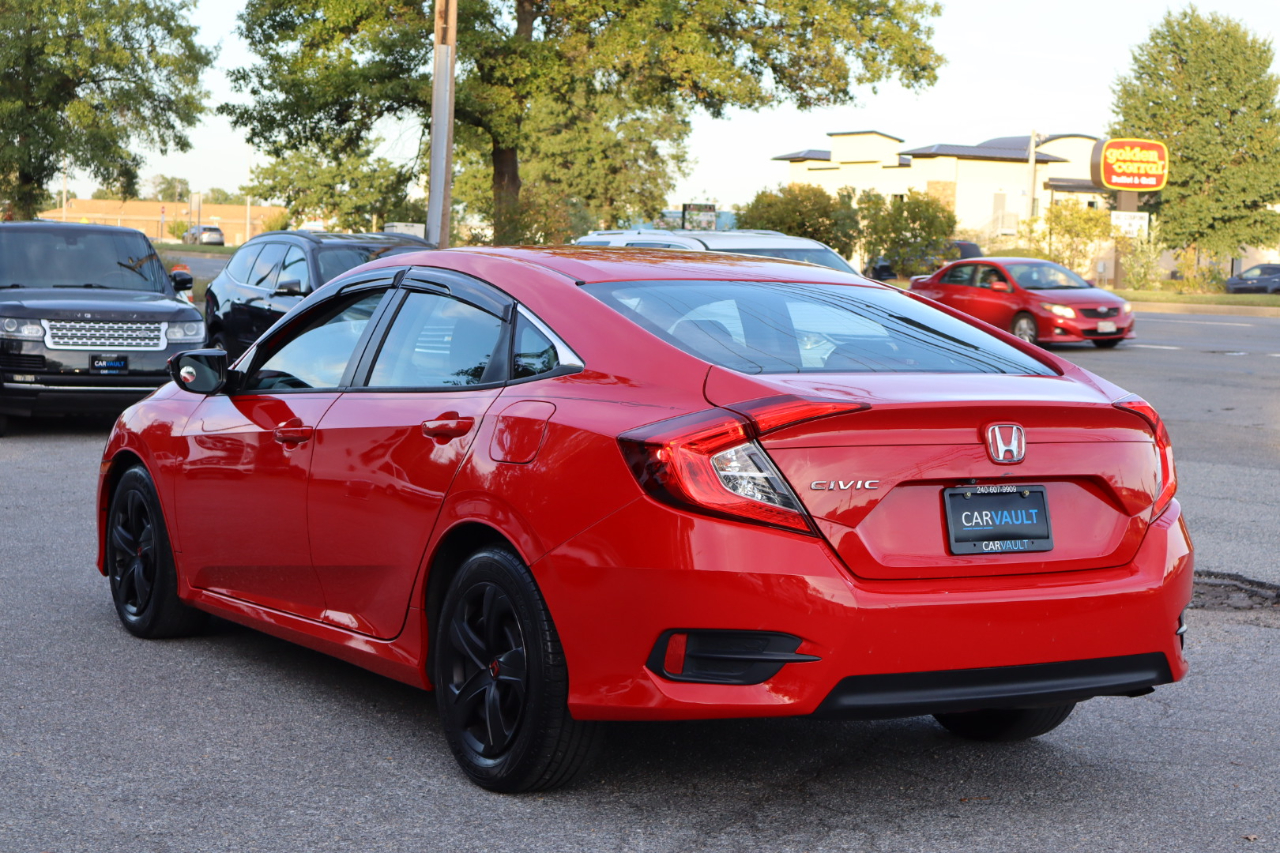 2017 Honda Civic LX photo 4