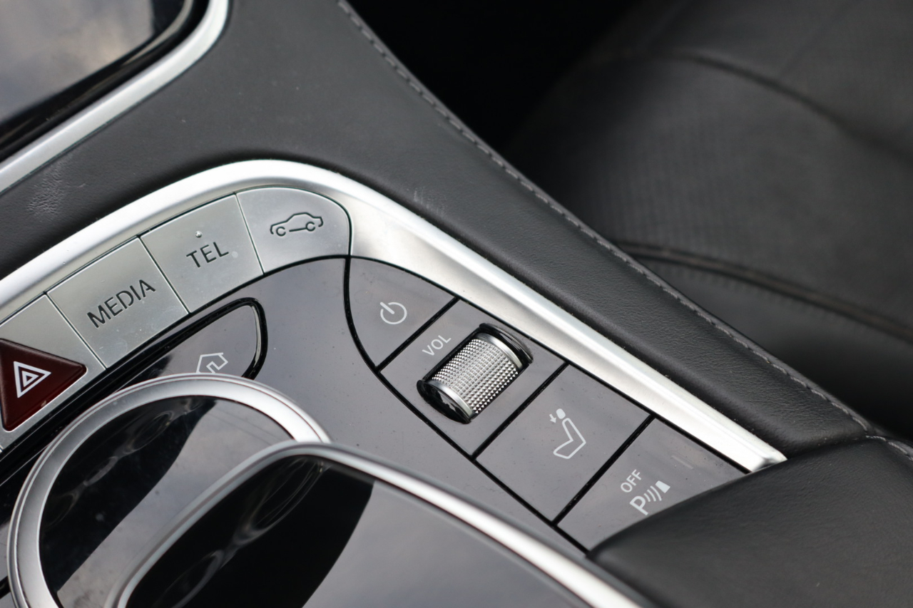 Mercedes-Benz S-Class S 560 4MATIC Sedan 2020 Mercedes-Benz S-Class S 560 4MATIC Sedan 2020