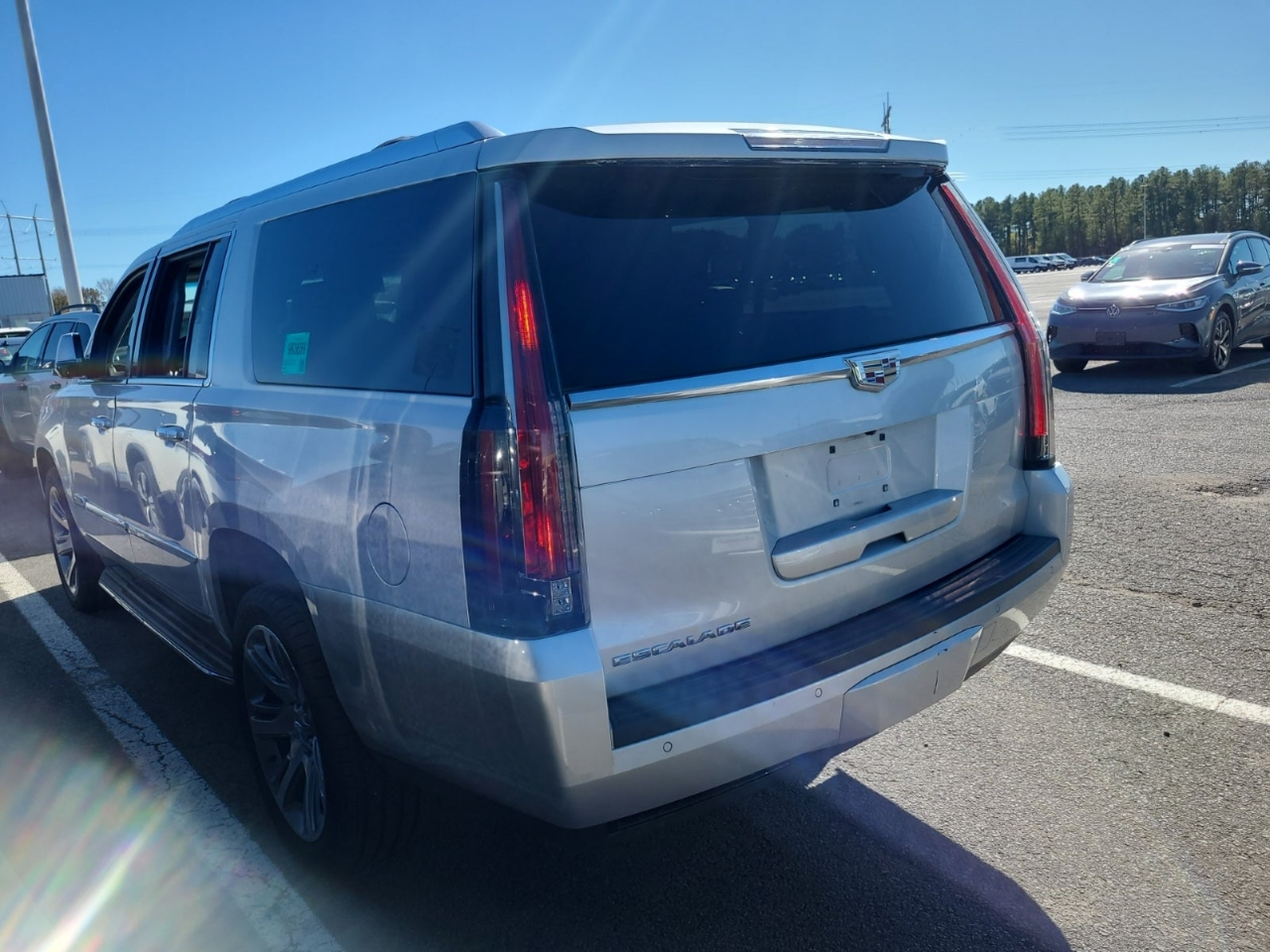 Cadillac Escalade ESV 4WD 4dr Premium Luxury 2016 Cadillac Escalade ESV 4WD 4dr Premium Luxury 2016