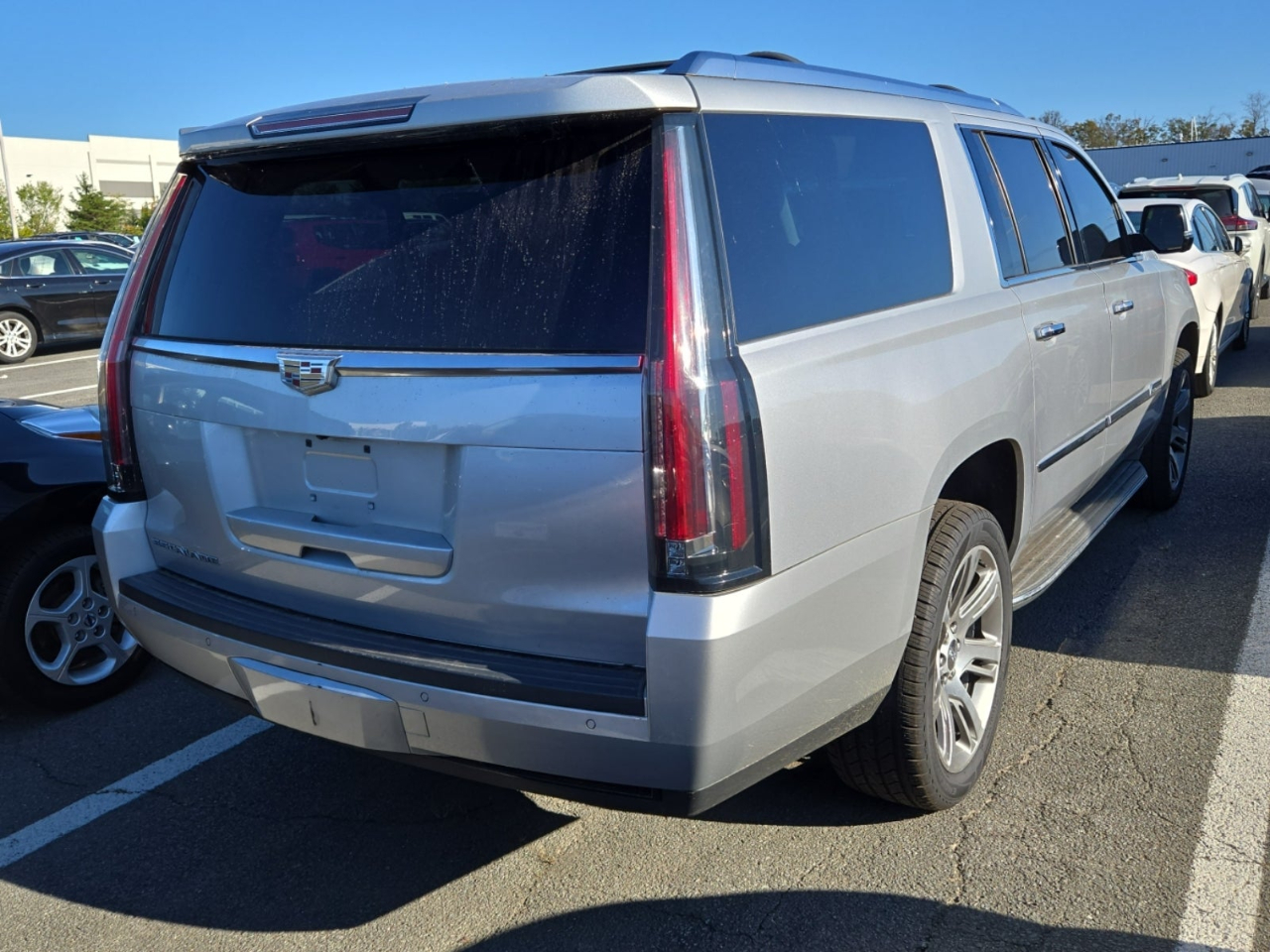 Cadillac Escalade ESV 4WD 4dr Premium Luxury 2016 Cadillac Escalade ESV 4WD 4dr Premium Luxury 2016