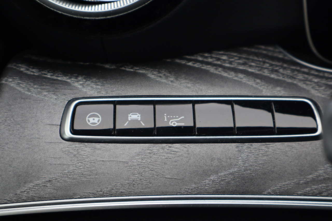 Mercedes-Benz CLS-Class  2019