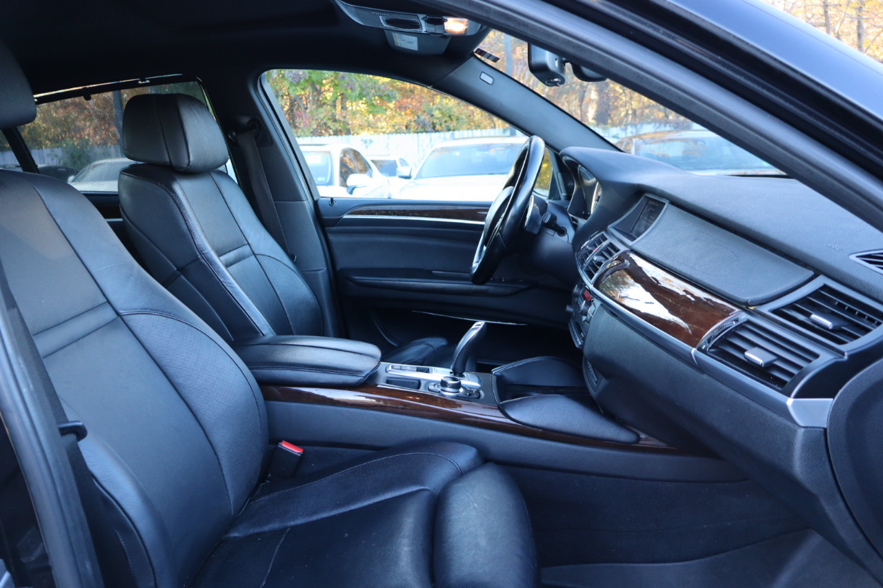 BMW X6  2013 BMW X6  2013