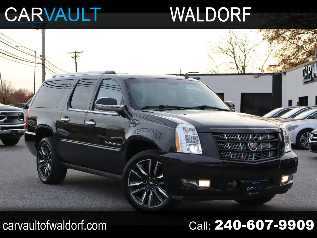 2013 Cadillac Escalade 2WD 4dr Premium Luxury
