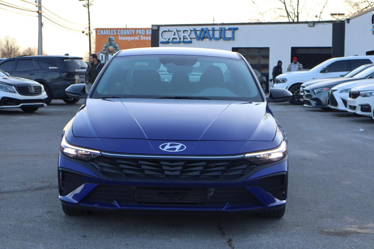 Hyundai Elantra Hybrid Limited 2025