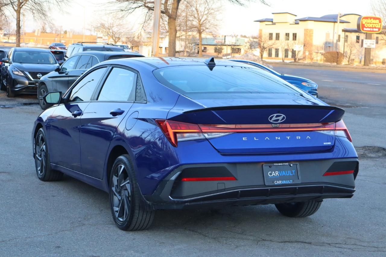 Hyundai Elantra Hybrid Limited 2025