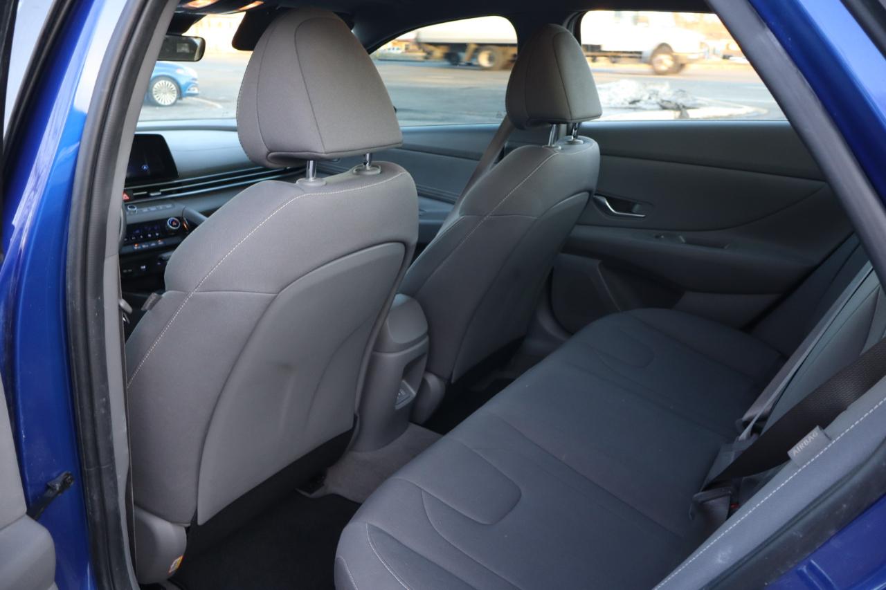 Hyundai Elantra Hybrid Limited 2025