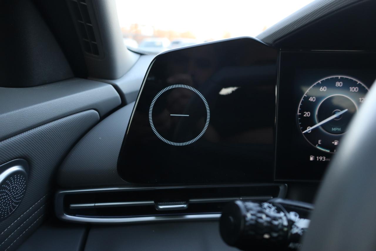 Hyundai Elantra Hybrid Limited 2025