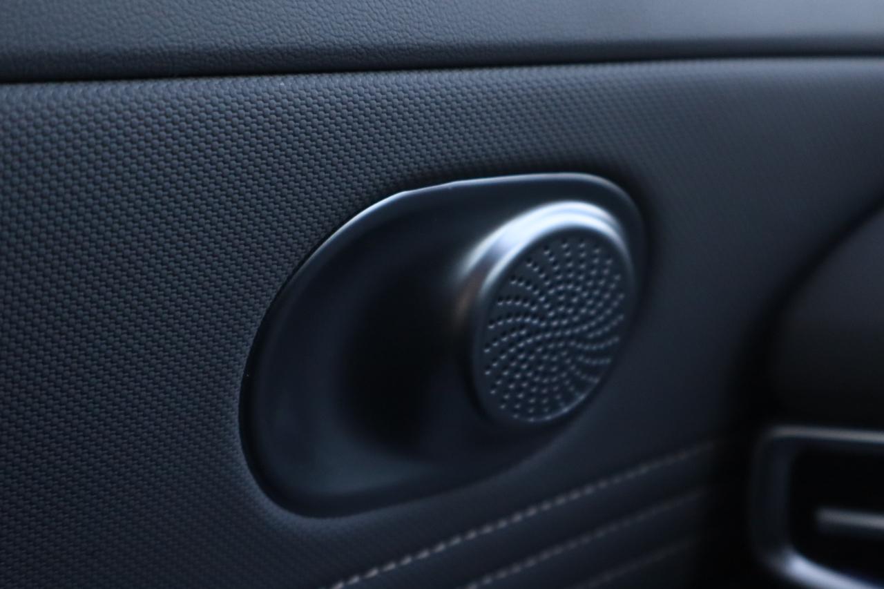 Hyundai Elantra Hybrid Limited 2025