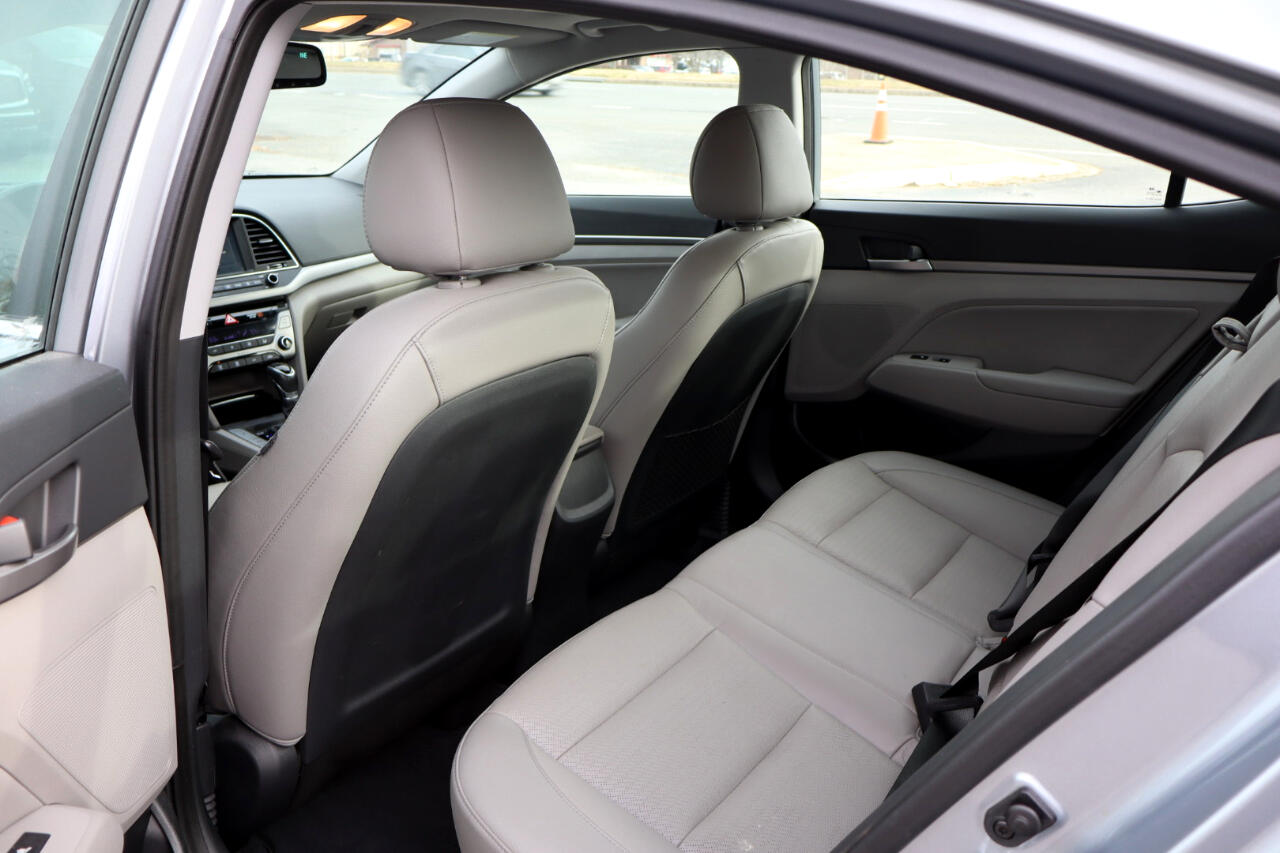 Hyundai Elantra Limited 4D Sedan 2017