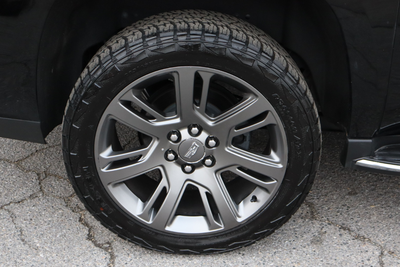 Cadillac Escalade ESV 4WD 4dr Premium Luxury 2018