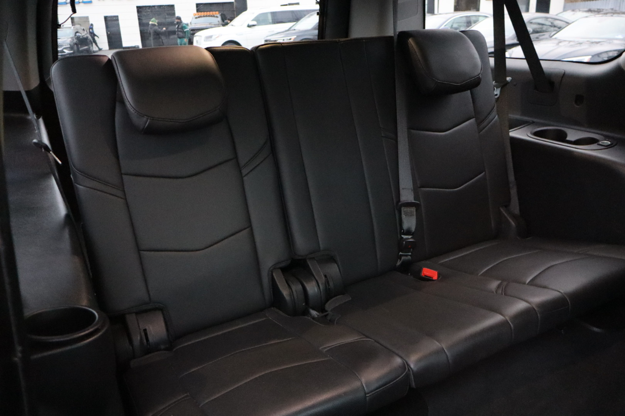 Cadillac Escalade ESV 4WD 4dr Premium Luxury 2018