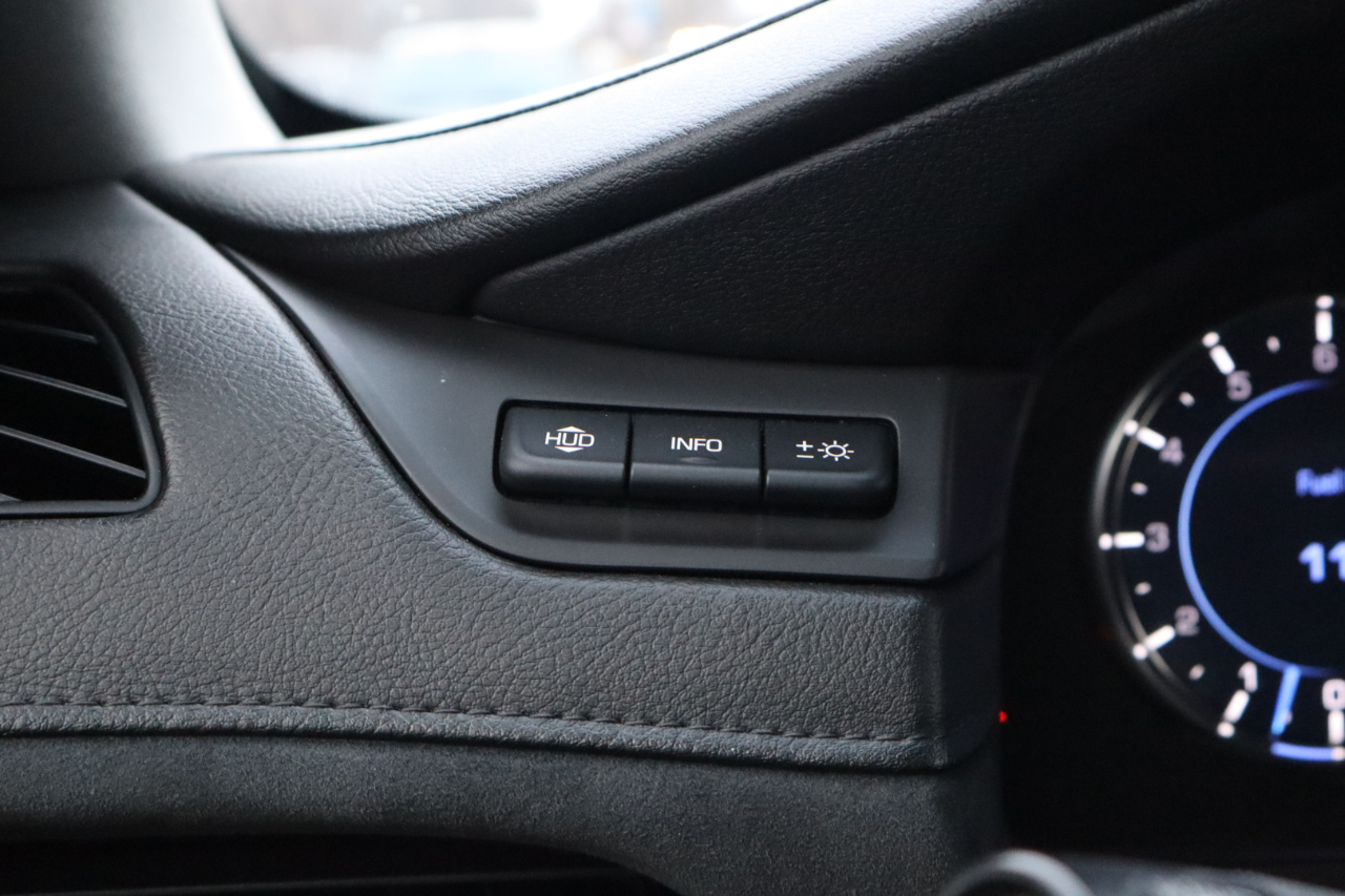 Cadillac Escalade ESV 4WD 4dr Premium Luxury 2018