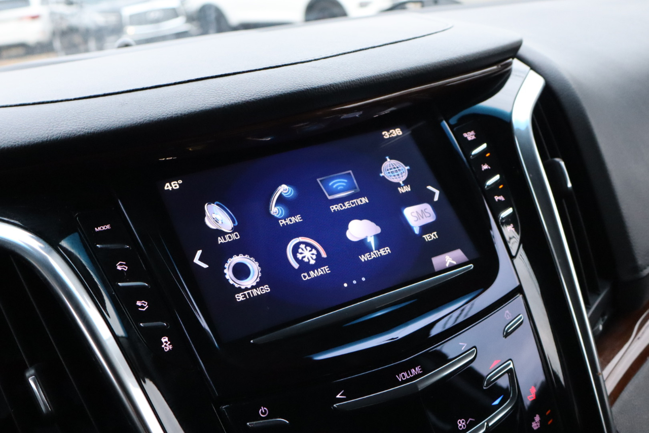 Cadillac Escalade ESV 4WD 4dr Premium Luxury 2018