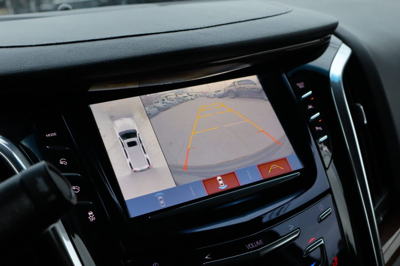 Cadillac Escalade ESV 4WD 4dr Premium Luxury 2018